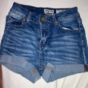 Jean shorts!